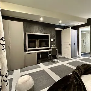 Private Luxury ** רומא