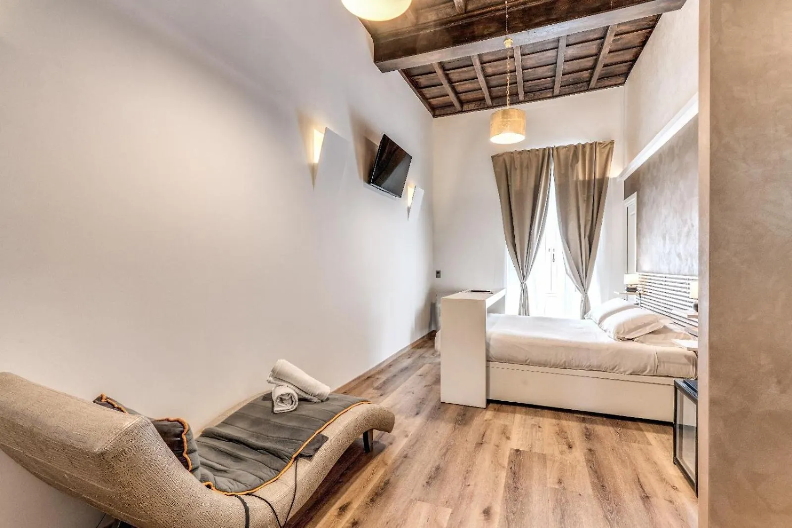Magenta Pantheon Navona Bed & Breakfast Rome Italy